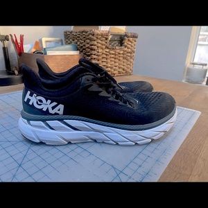 Hoka One One -  Clifton 7 - W Size 8